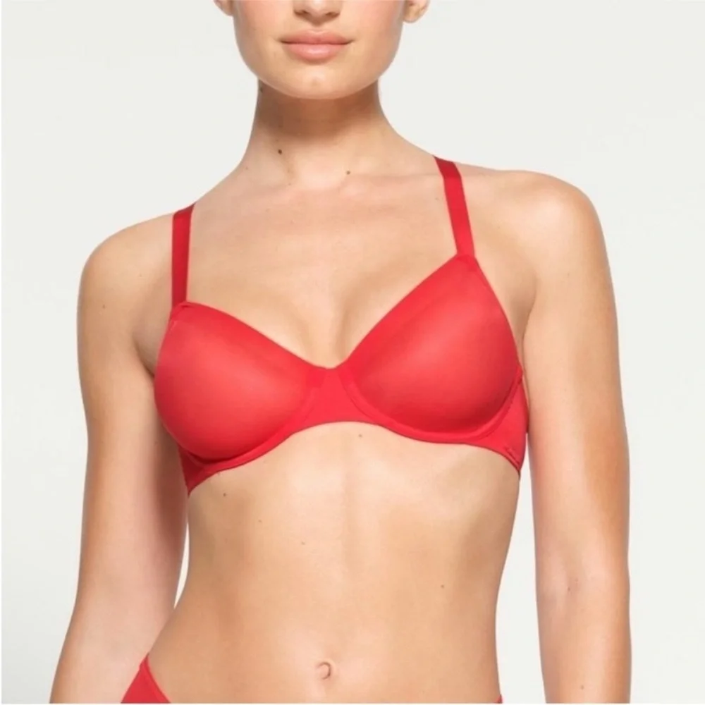 SKIMS Vibrant Red Bra - Picture 1 of 8